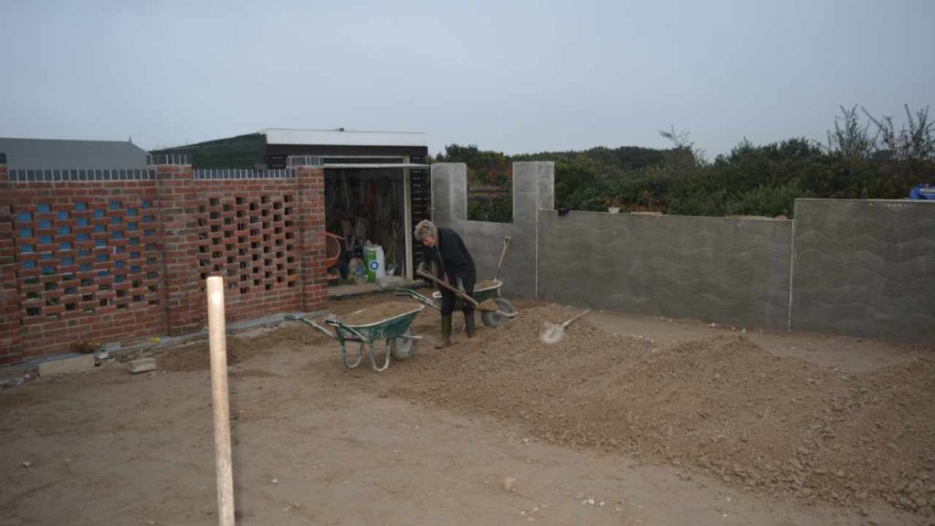 Laying road base