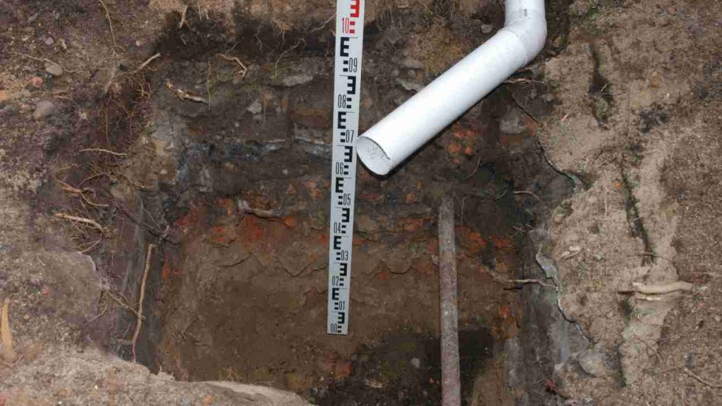 digging soak-a-way